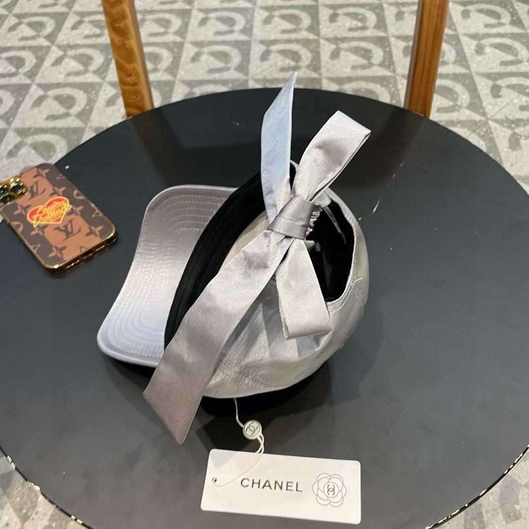 CHANEL BASEBALL HAT IN SILVER SILK SATIN 404865