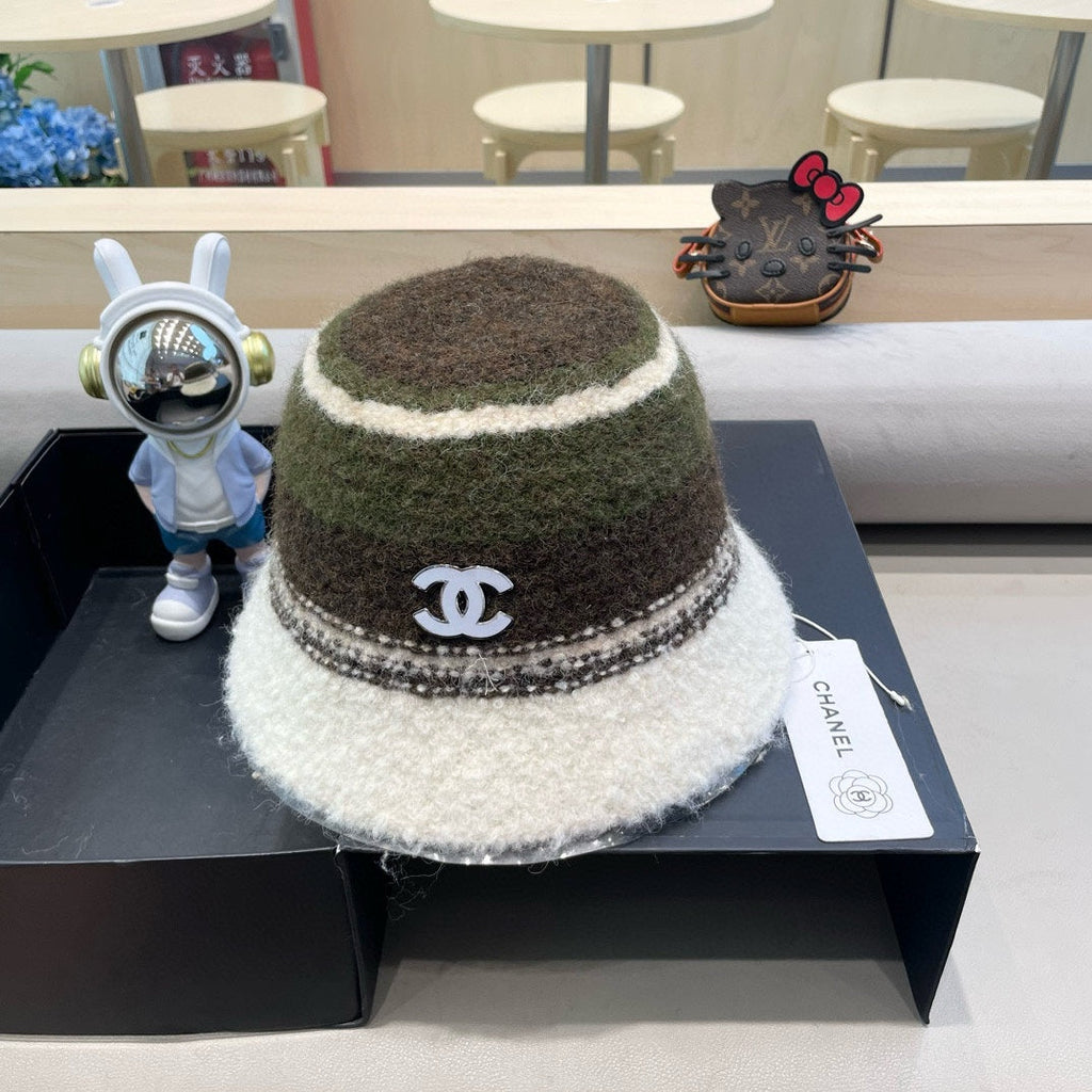 CHANEL BUCKET HAT IN COLORFUL FLEECE 421131