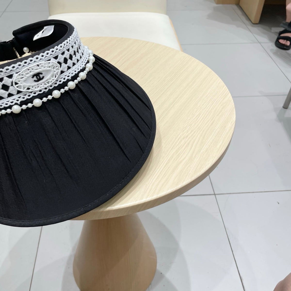 CHANEL SUN HAT MODEM BLACK 674080